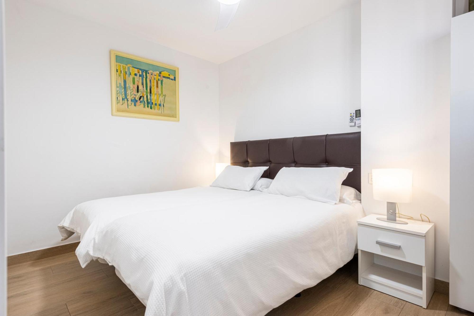 Beachfront -- New Luxury Apartment -- 1ª Linea Playa -- Fuengirola City Center -- Private Parking -- Panoramic Sea Views -- Ngoại thất bức ảnh